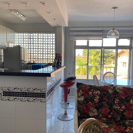 Apartamento Enseada Гуаружа Екстер'єр фото